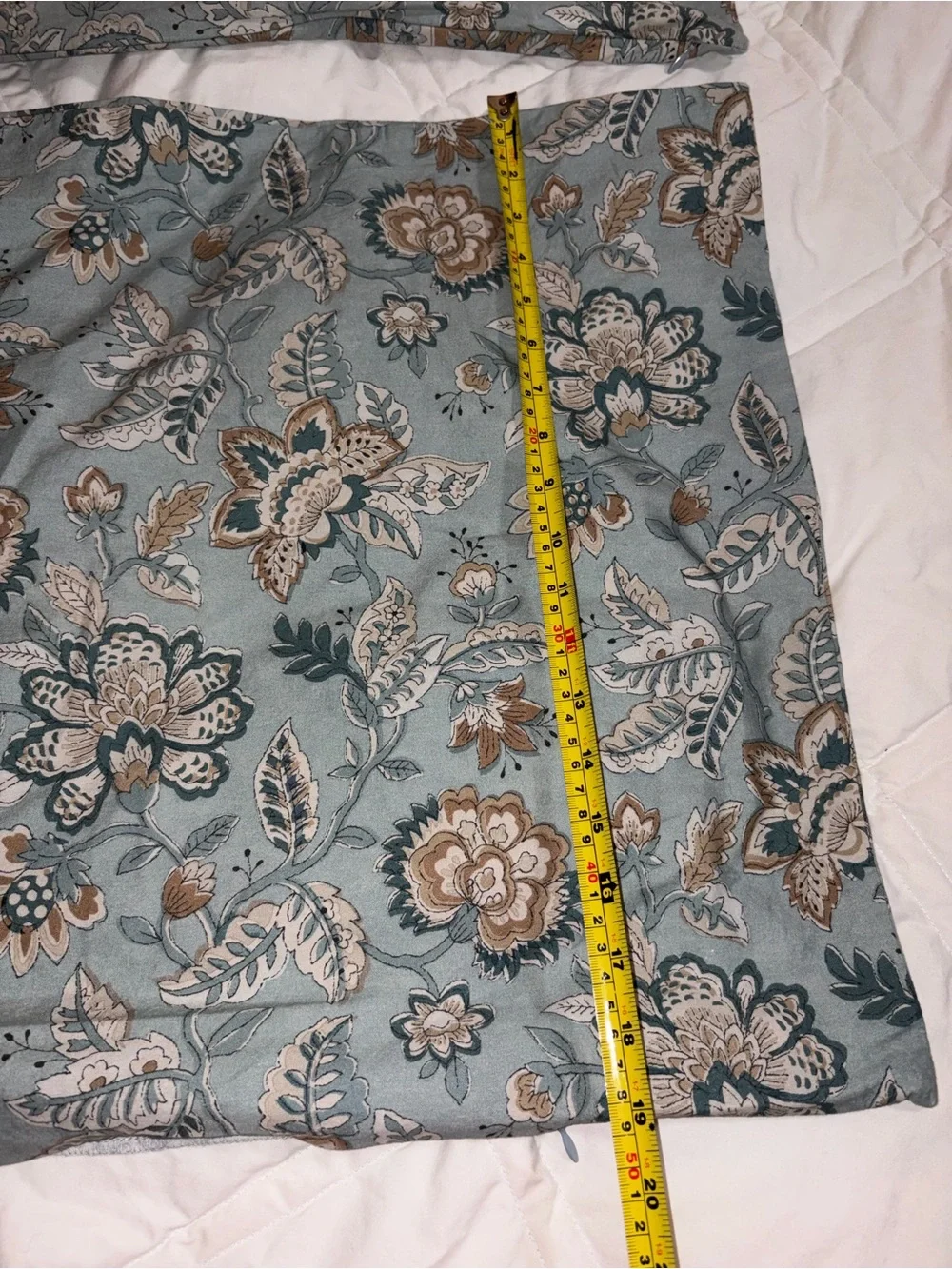 POTTERY BARN (2) “BROOKE FLORAL PRINTED” STANDARD SIZE shams